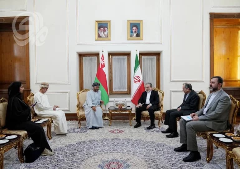 عُمان وإيران تتباحثان استئناف الملاحة في هرمز
