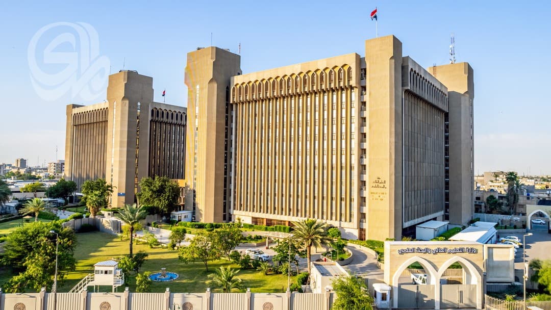 هل تفضل الجامعات أم جودة التعليم