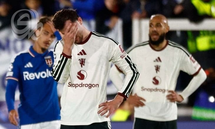 كومو يفوز على مانشستر يونايتد بأربعة أهداف