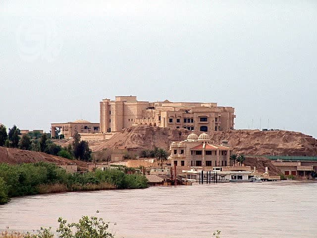 منظمة ضحايا سبايكر ترفض استثمار القصور قبل استكشاف المقابر