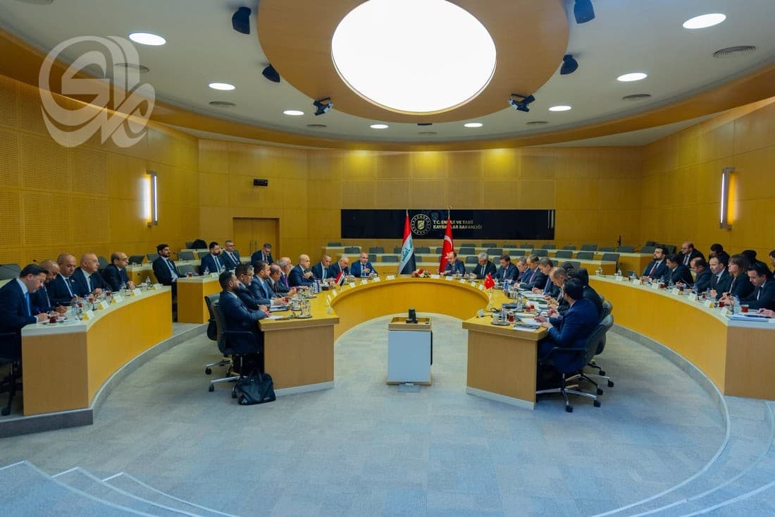 Iraq and Turkey start oil and gas talks