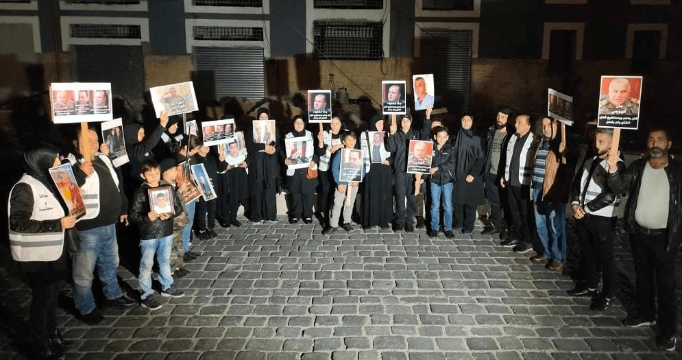 أهالي شهداء وجرحى انفجار بيروت يشكرون وزير الصحة
