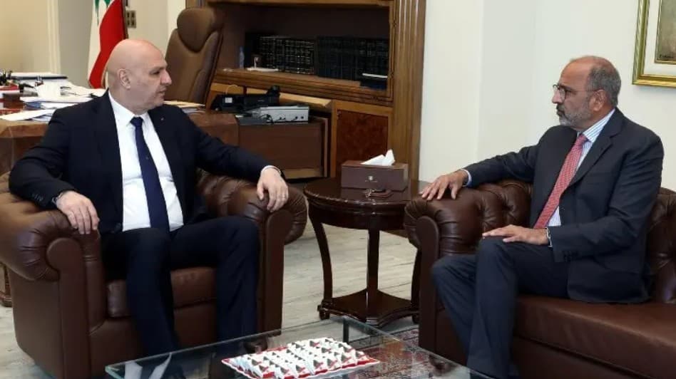 عون يناقش مع ريزا دعم نازحي سوريا