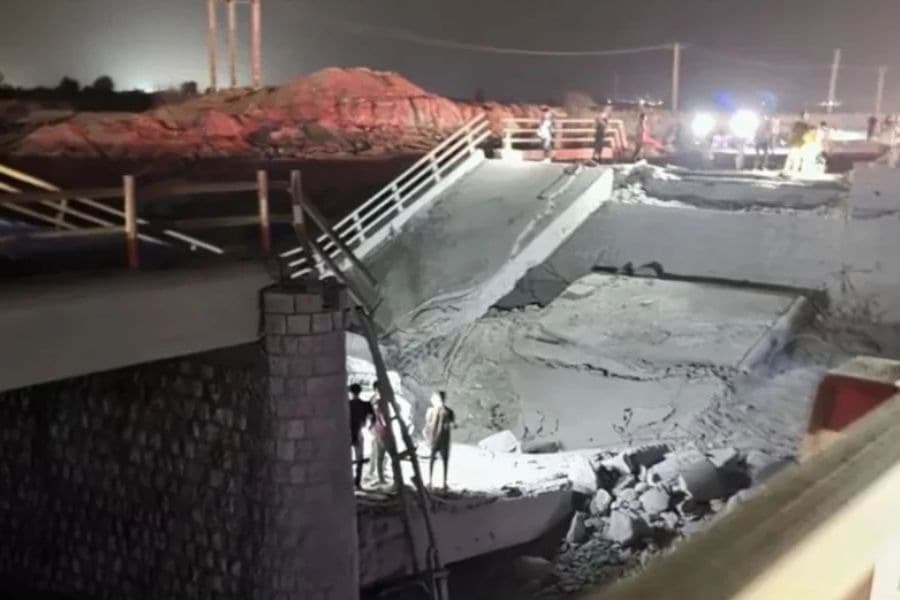 US Strikes Iran in Hormozgan