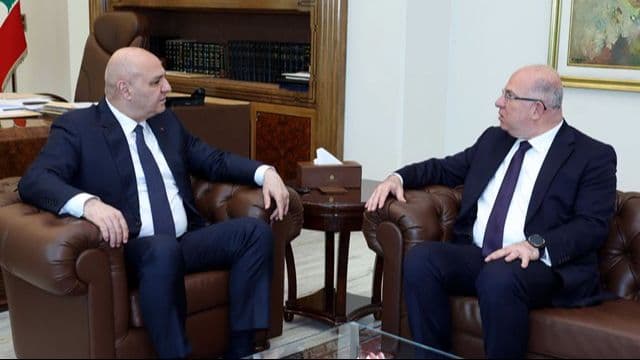 وزير العمل يعِد بتنظيم العمالة الأجنبية وتشكيل مجلس جديد للضمان