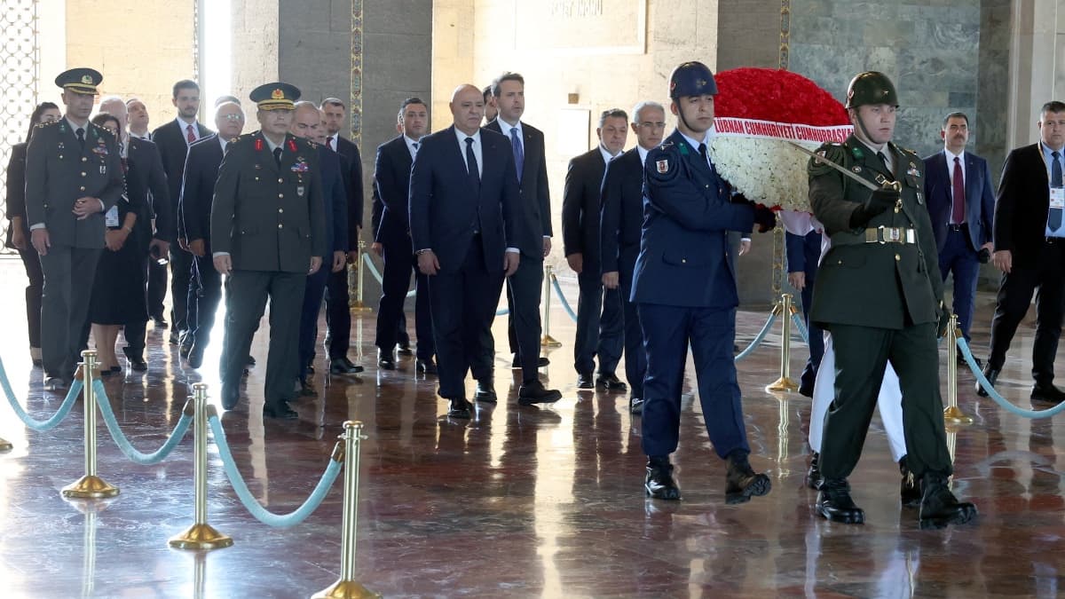 الرئيس عون في أنقرة