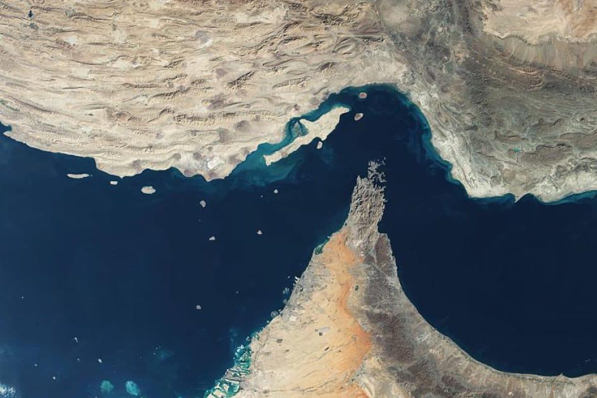 Hormuz Corridor Applications Resume After Stability