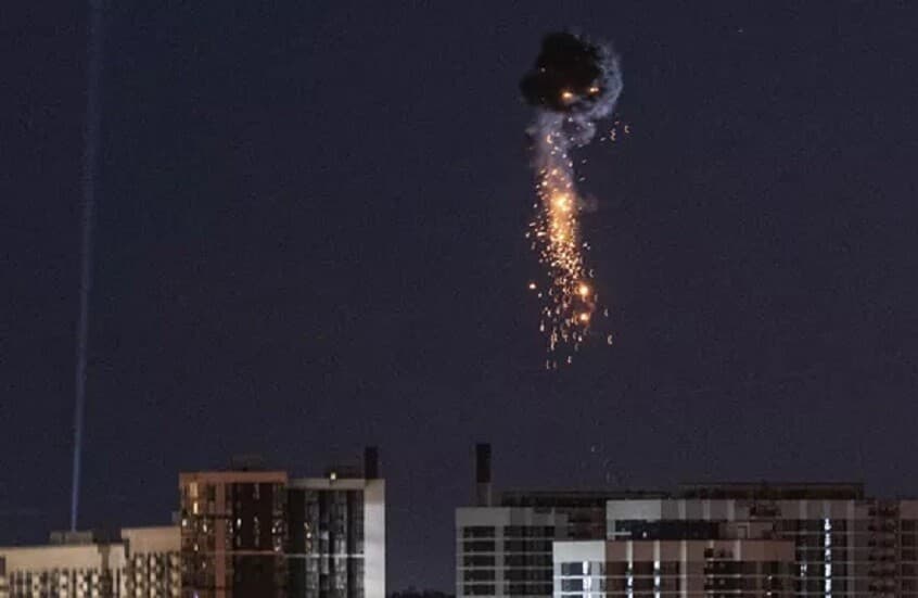 Kyiv hit by fresh explosions amid alert
