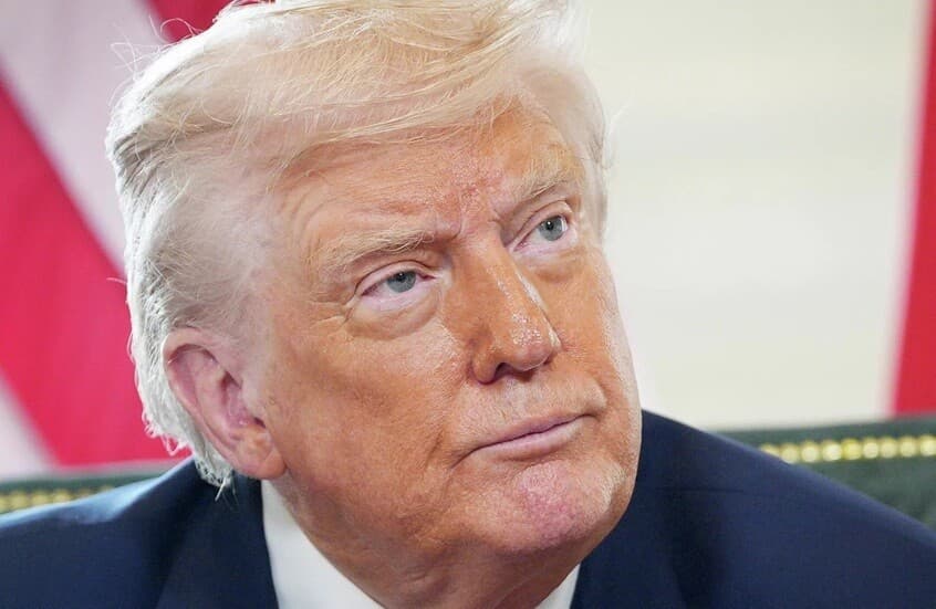 Trump: Zelensky May Ease Attacks on Russian Refineries