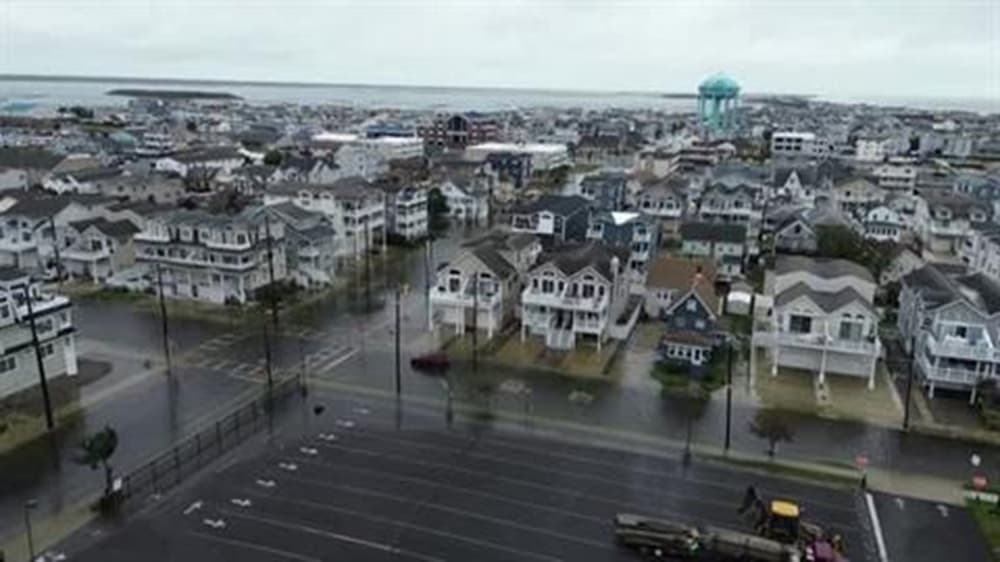 NorthEaster Hits Northeast Power Outages