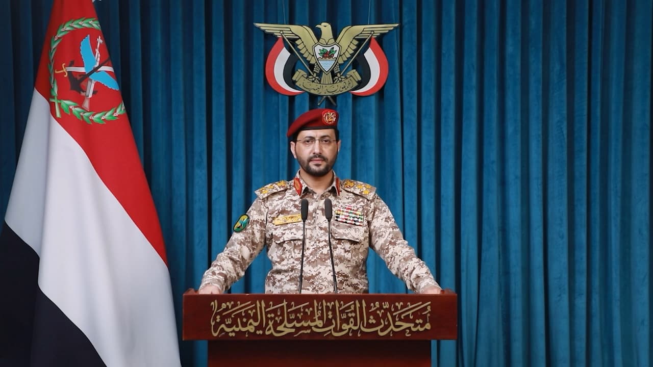 اليمنية تستهدف قاعدة الملك خالد الجوية