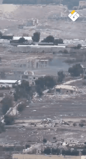 Israeli Forces Burn Homes in Mais al-Jabal