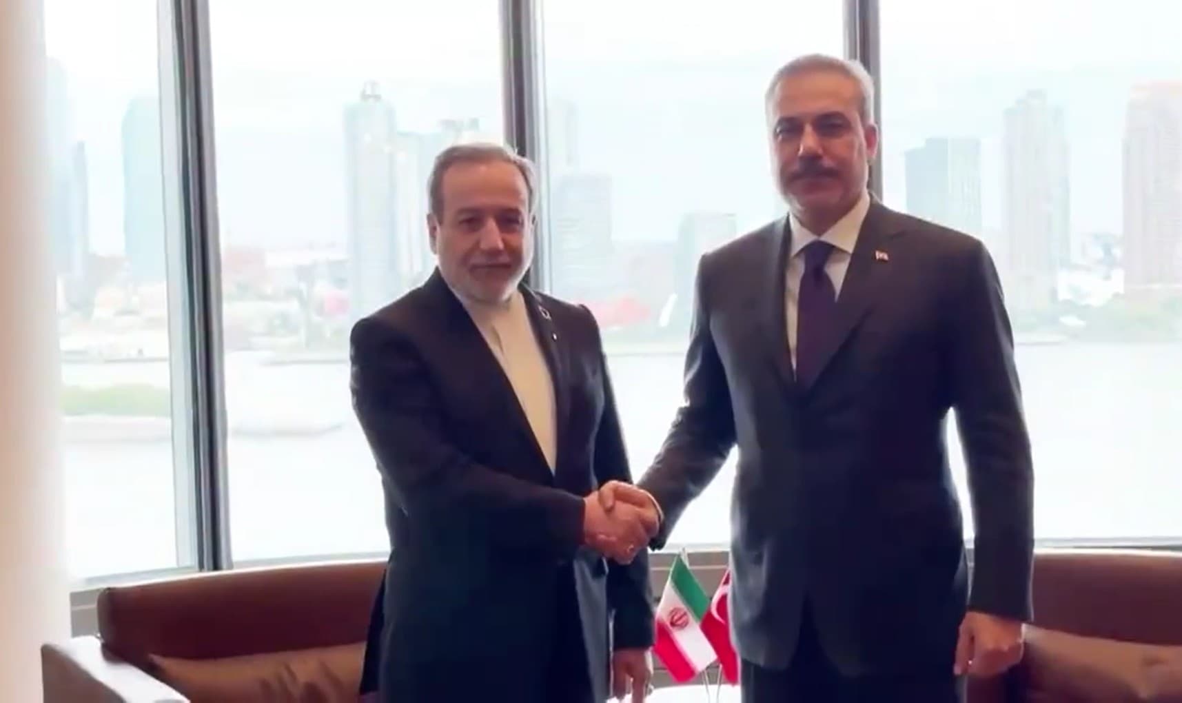 Iraqqi discusses with Turkish official