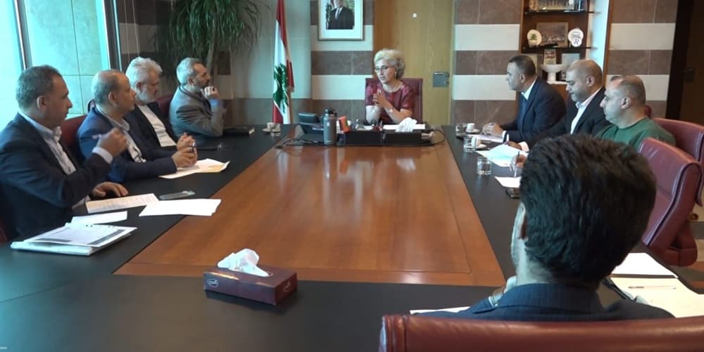 National duo delegation meets Minister on school year conditions