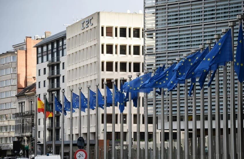 EU allocates extra 3.3B euros to Ukraine for arms