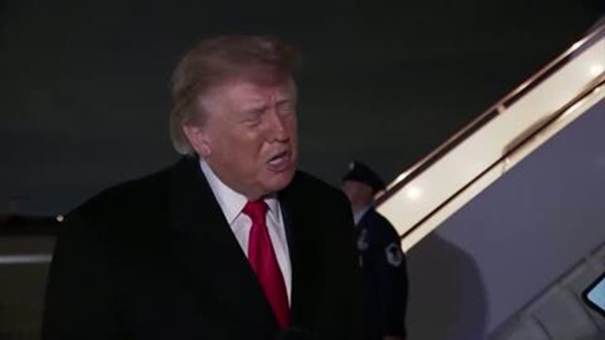 ترامب: زيلينسكي رفض فرص التفاوض