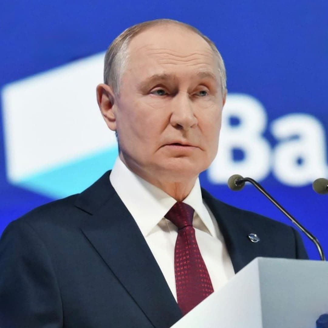 Putin Praises Iranian Heroism