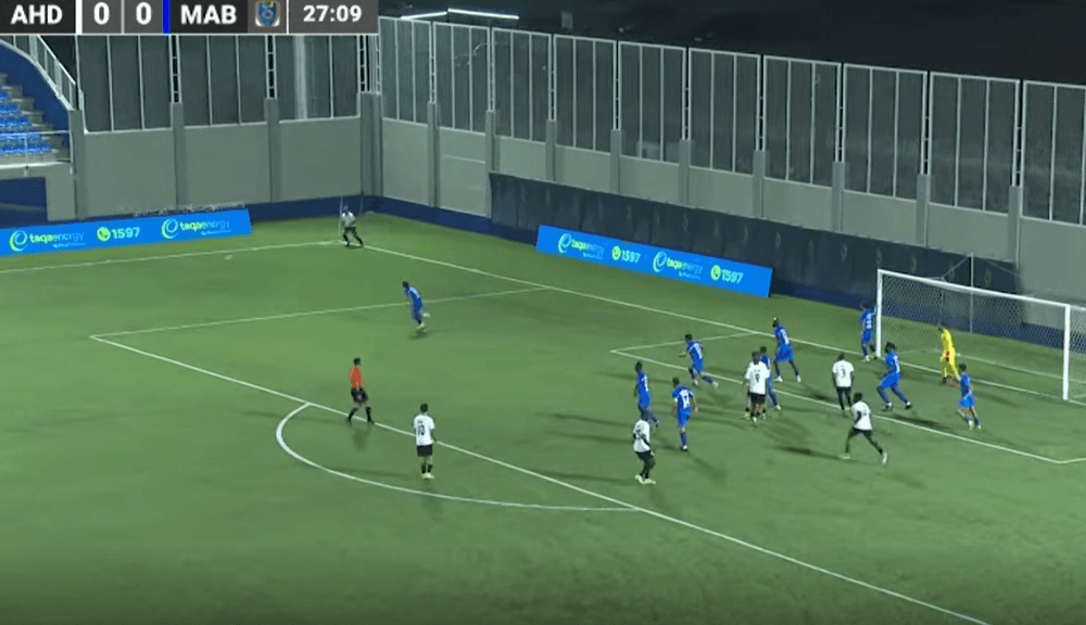 العهد يحقق أول فوز في الدوري اللبناني