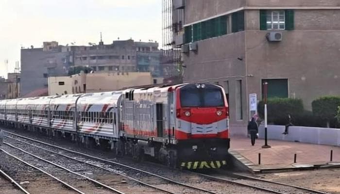 14 People Injured After Train Car Derails in Tanta