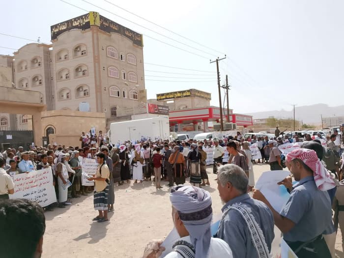 صفقات الإفراج عن الإرهابيين: لماذا يستفزون الجنوب وأسر شهدائه؟