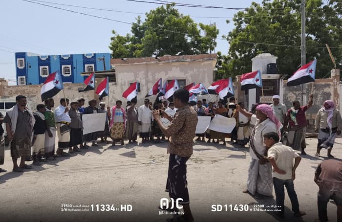 احتجاجات في الريدة الشرقية ضد صفقة الأسرى لمنع إطلاق الإرهابيين