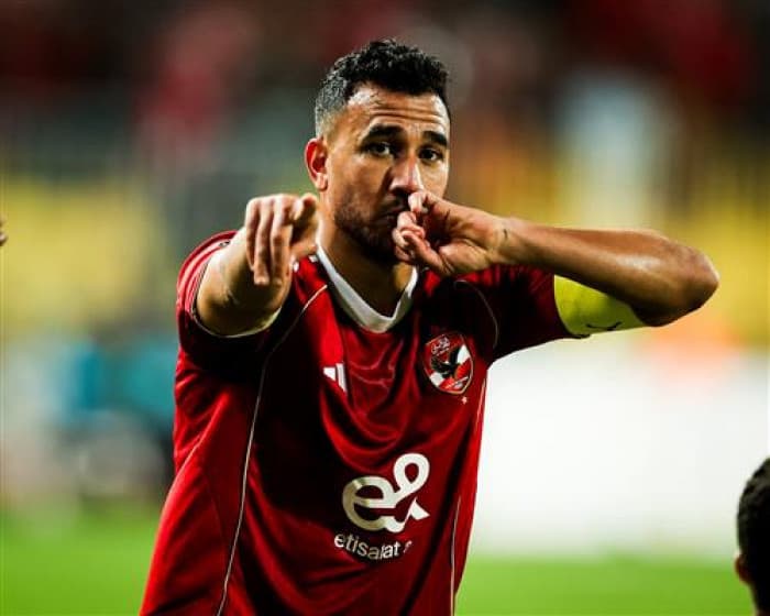 الأهلي يعلن عن إنهاء عقد الدولي المصري محمود تريزيجيه