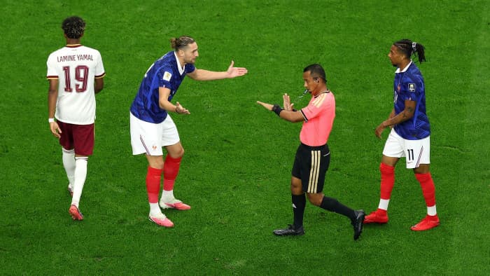 إسبانيا تتأهل لنهائي كأس العالم بعد فوزها على فرنسا