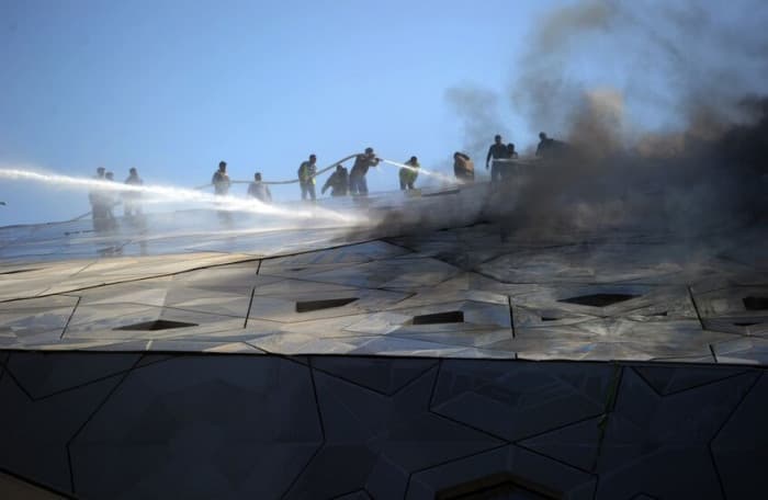 Kuwait: Containment of Two Fires Caused by Attacks on Sites in the Southern Country