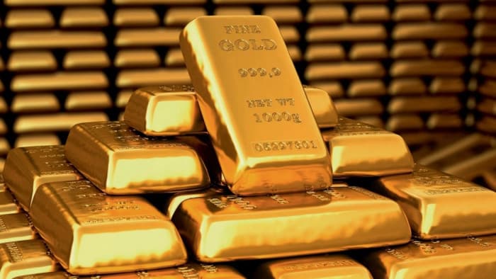 البنك المركزي البولندي يزيد احتياطاته من الذهب ب82 طن