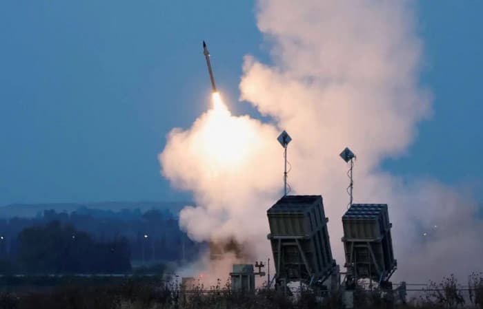 Israeli forces report missile debris in Eilat