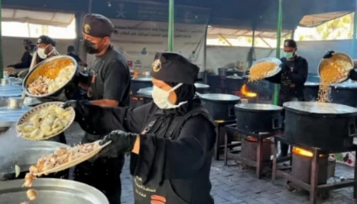 Saudi Arabia's Salan Relief Sends 25000 Food Parcels to Gaza