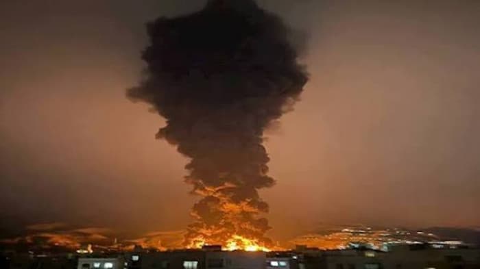 US launches new Iran strike wave