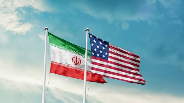 إيران تهدد برد كبير على هجمات أمريكية