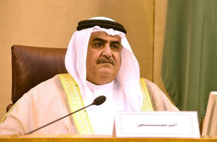 وزيرا خارجية البحرين وقطر يتبادلان الحديث عن التطورات الإقليمية