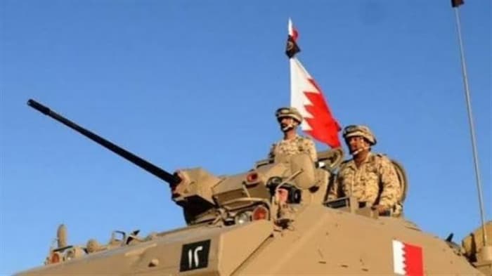 البحرين يواجه هجمات جوية إيرانية