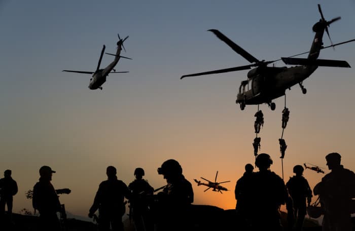 US ramps up military presence against Houthis and Iran