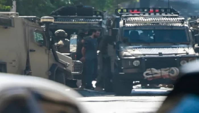 الاحتلال يعتقل 66 فلسطينياً في الضفة