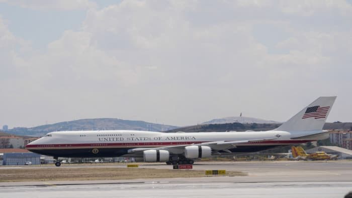 Boeing Plans 2028 Delivery of Presidential Jets