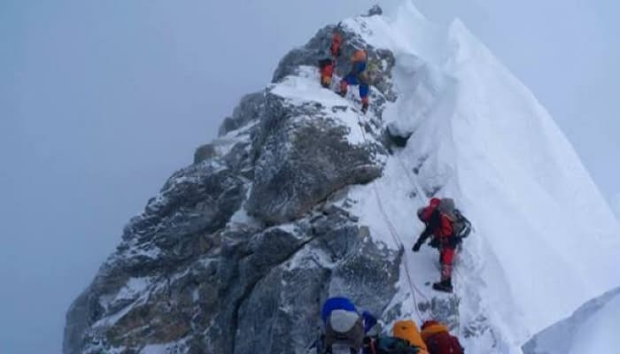 Five Bosnian climbers die on Mount Rosi