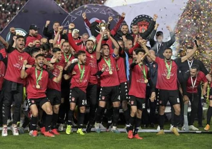 اتحاد العاصمة يبني صفوفه بانتقال دهيري إلى أهلي طرابلس