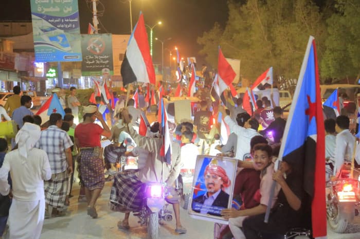 Al-Qutan convoy opposes guardianship, calls for Yemeni forces removal