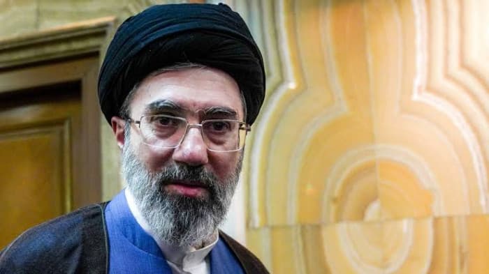 إيران تحدد شروط المفاوضات مع أمريكا