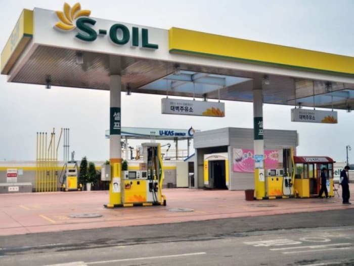 South Korea keeps fuel cap and extends tax cuts