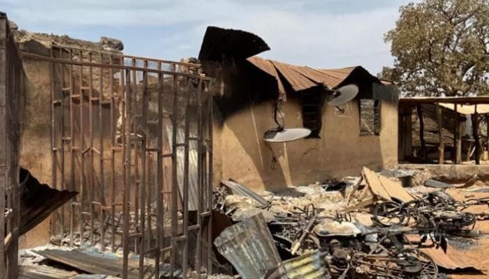 Nigeria releases over 300 hostages