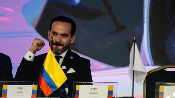 De La Espriña named Colombia president
