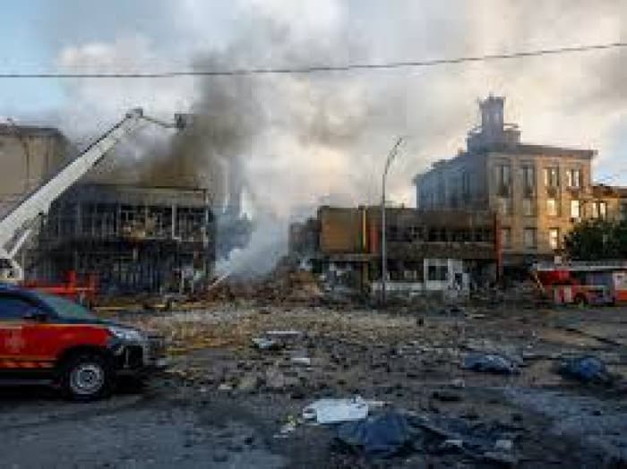 Three casualties in Russian strike on Kyiv