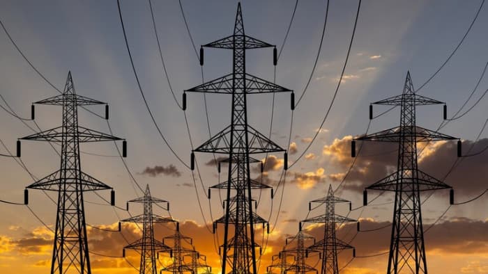 الهند تقترح إعفاء مشاريع الطاقة النظيفة من رسوم الكهرباء