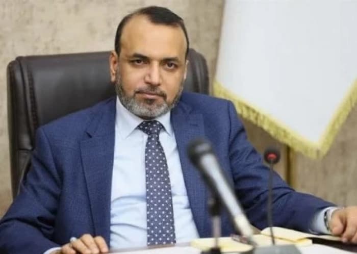 العراق يعتقل وزير العمل السابق في قضية فساد