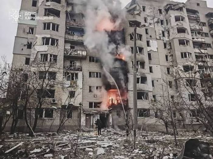 Ukraine and Russia blame each other for deadly attacks
