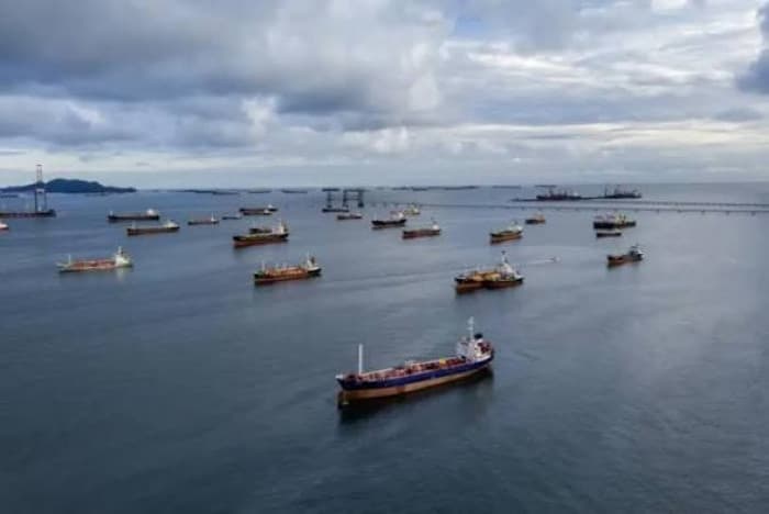Washington orders 55 ships to reroute